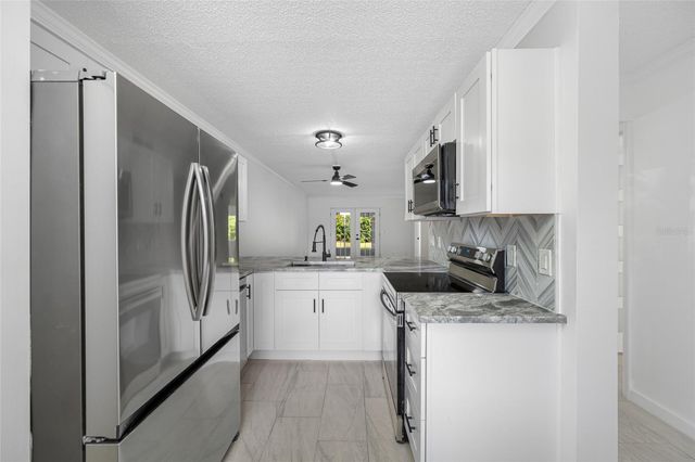 11201 122ND AVENUE 201, Largo, FL 33778