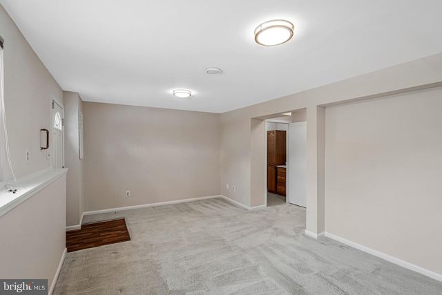 9920 OAKDALE WOODS CT, Vienna, VA 22181