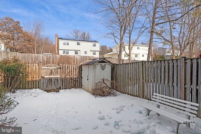 9920 OAKDALE WOODS CT, Vienna, VA 22181