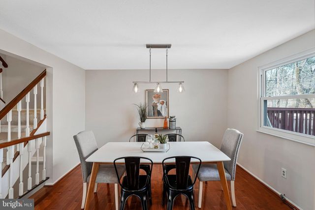 9920 OAKDALE WOODS CT, Vienna, VA 22181