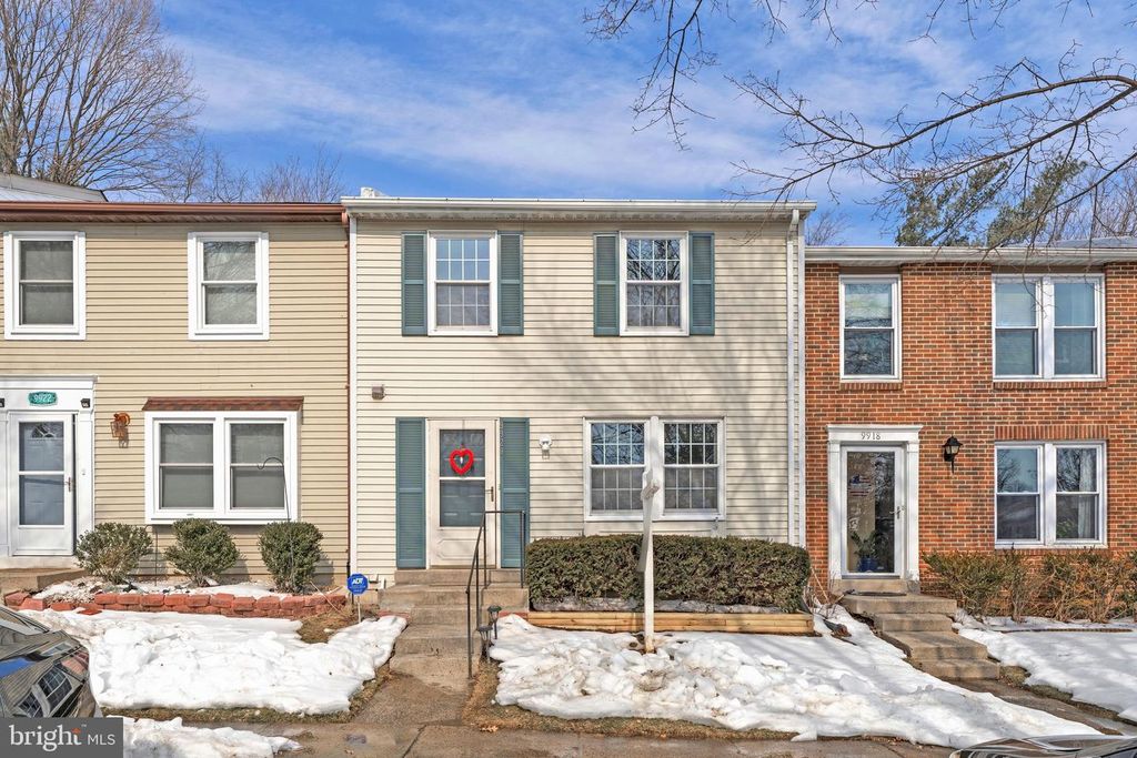 9920 OAKDALE WOODS CT, Vienna, VA 22181