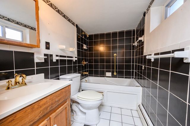 69 Mariposa, Boston, MA 02136