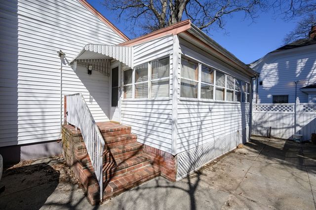 69 Mariposa, Boston, MA 02136