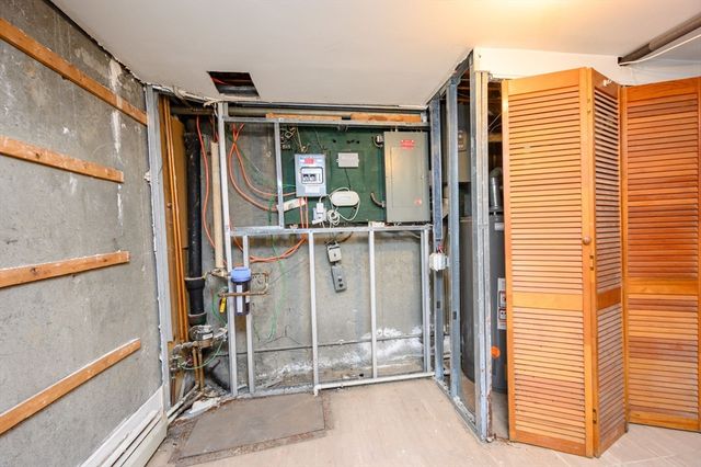 69 Mariposa, Boston, MA 02136