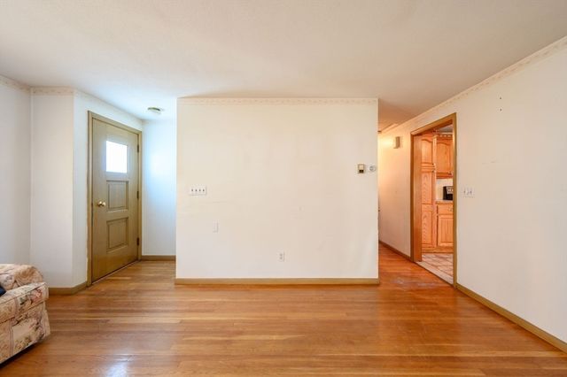 69 Mariposa, Boston, MA 02136