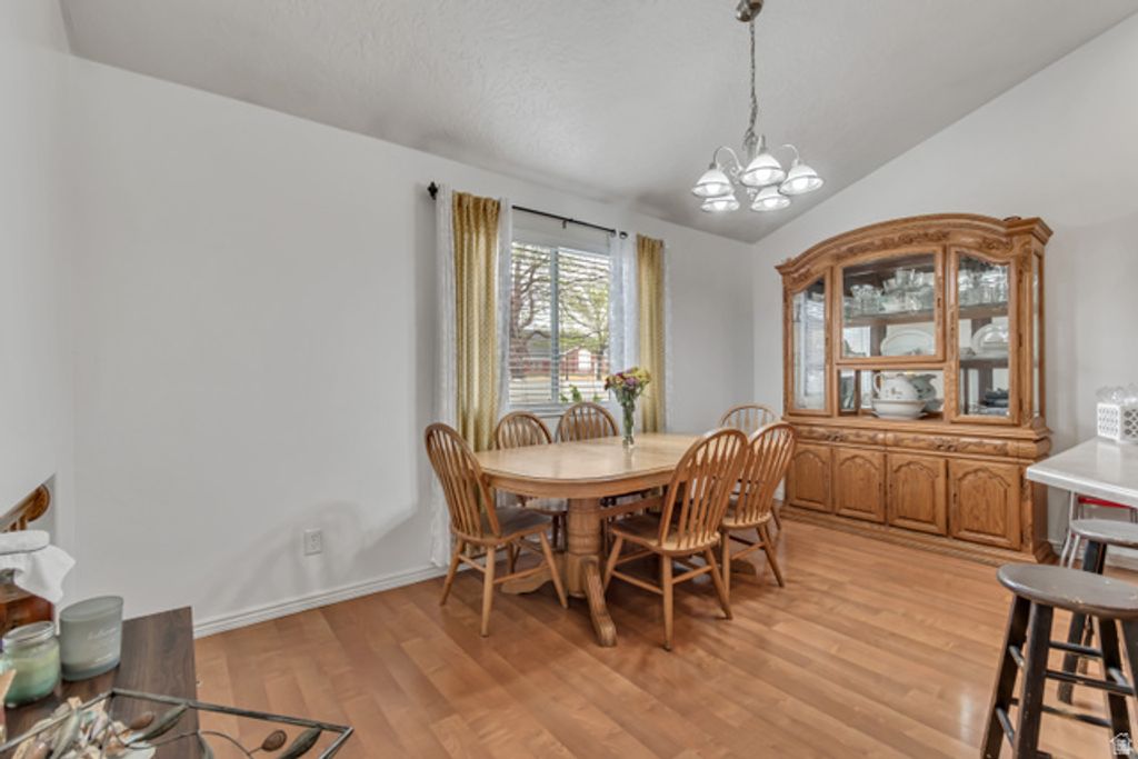 Image 7 of property listing at 474 W PUMPKIN PATCH DR, Saratoga Springs, UT 84045
