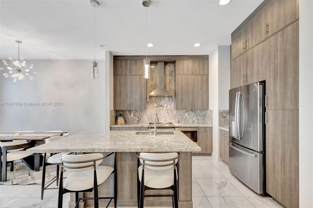 4921 Pointe Midtown Way, Palm Beach Gardens, FL 33418