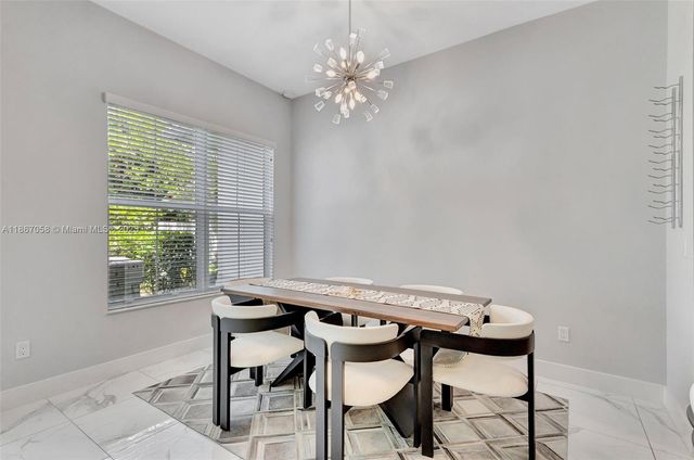 4921 Pointe Midtown Way, Palm Beach Gardens, FL 33418