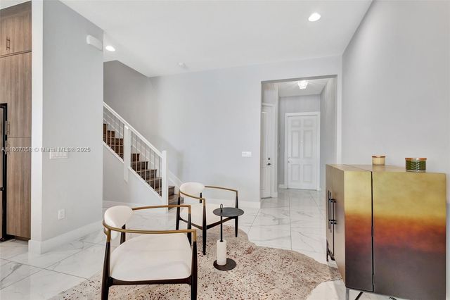 4921 Pointe Midtown Way, Palm Beach Gardens, FL 33418