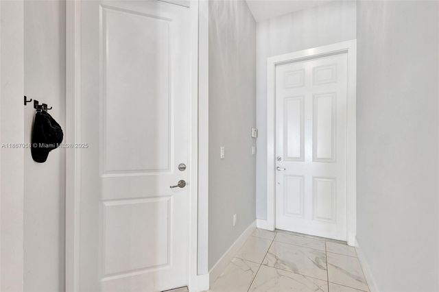 4921 Pointe Midtown Way, Palm Beach Gardens, FL 33418