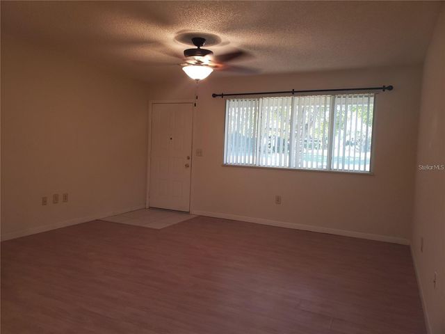 10911 SW 86TH COURT, Ocala, FL 34481