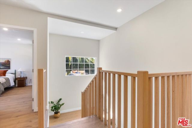 1651 S Wilton Place, Los Angeles, CA 90019