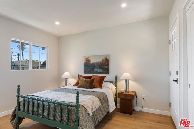 1651 S Wilton Place, Los Angeles, CA 90019
