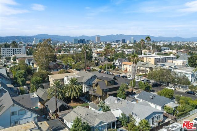 1651 S Wilton Place, Los Angeles, CA 90019