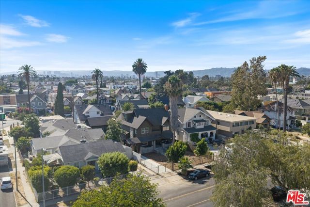 1651 S Wilton Place, Los Angeles, CA 90019