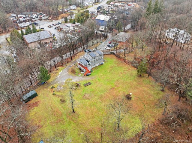 11 Cross Creek Road, Cold Spring, NY 10516