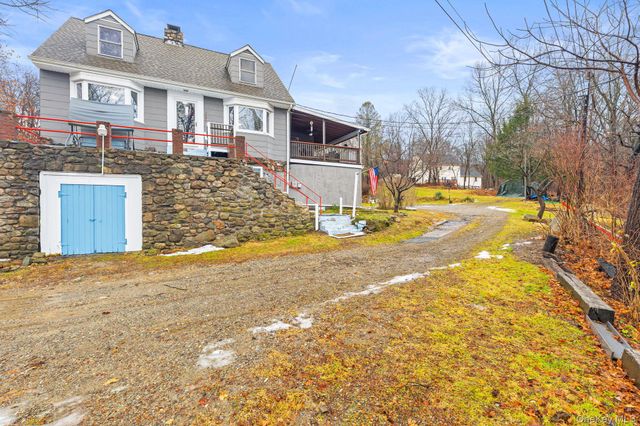 11 Cross Creek Road, Cold Spring, NY 10516