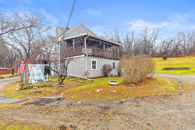 11 Cross Creek Road, Cold Spring, NY 10516