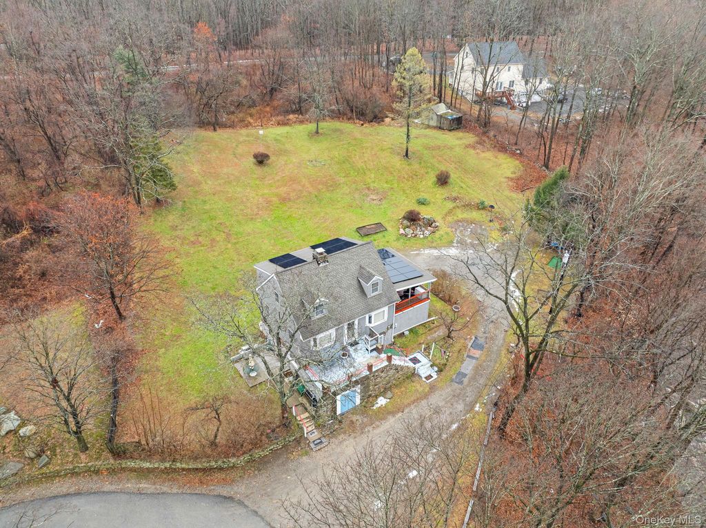 11 Cross Creek Road, Cold Spring, NY 10516