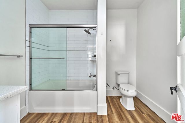 1118 Elden Avenue, Los Angeles, CA 90006