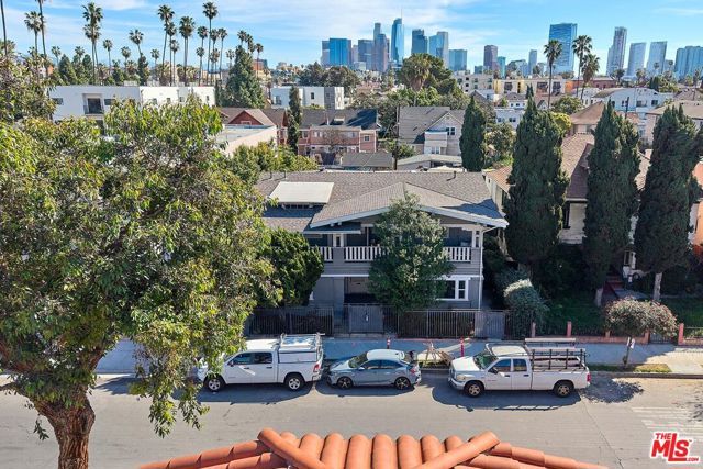 1118 Elden Avenue, Los Angeles, CA 90006