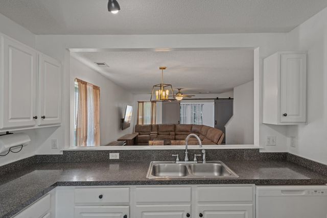 121 Bellegrove Dr., Myrtle Beach, SC 29579