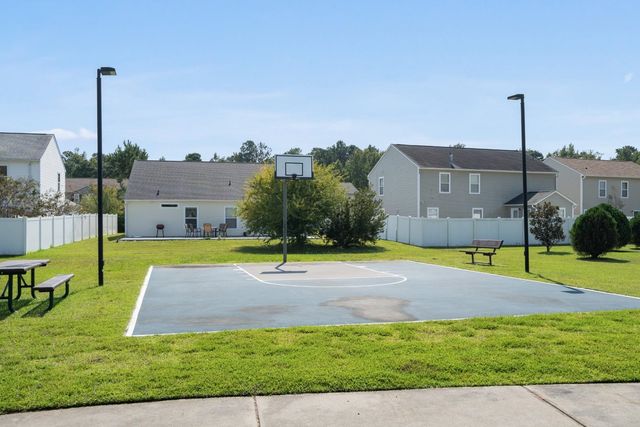 121 Bellegrove Dr., Myrtle Beach, SC 29579