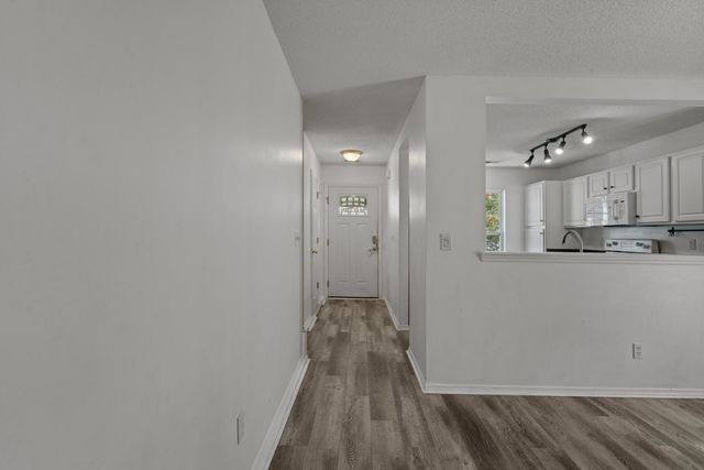 121 Bellegrove Dr., Myrtle Beach, SC 29579
