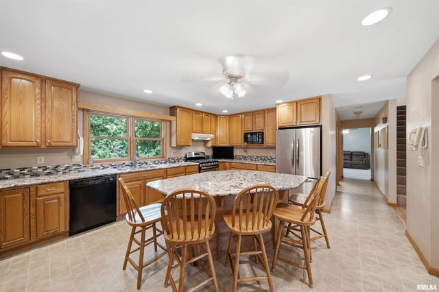 1517 GROVE Lane, Metamora, IL 61548