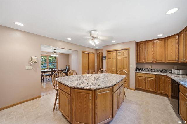 1517 GROVE Lane, Metamora, IL 61548