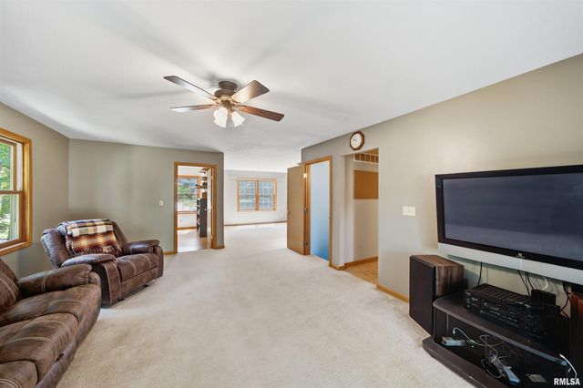 1517 GROVE Lane, Metamora, IL 61548