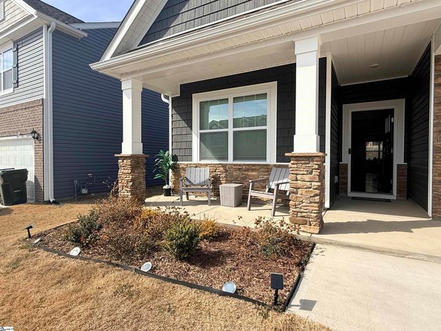 932 Greyford Lane, Woodruff, SC 29388