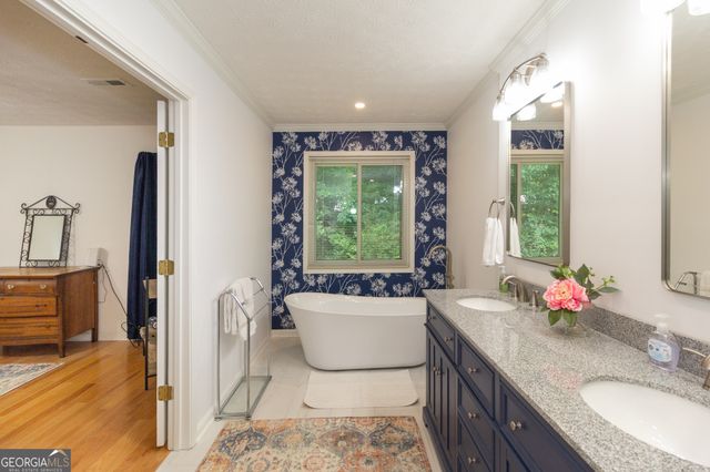10 Dover Trail, Peachtree City, GA 30269