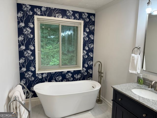 10 Dover Trail, Peachtree City, GA 30269