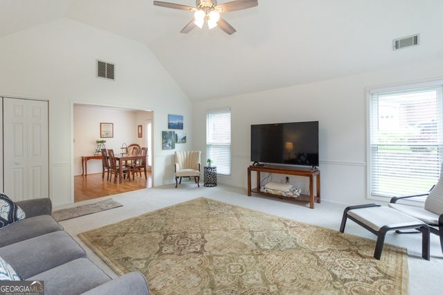 10 Dover Trail, Peachtree City, GA 30269