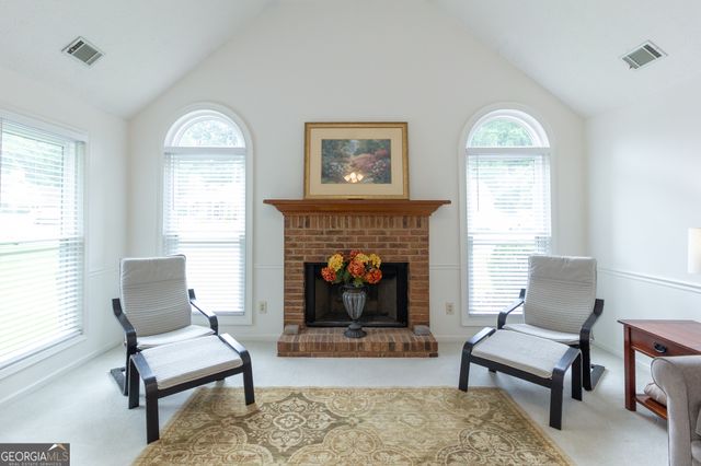 10 Dover Trail, Peachtree City, GA 30269