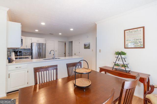 10 Dover Trail, Peachtree City, GA 30269