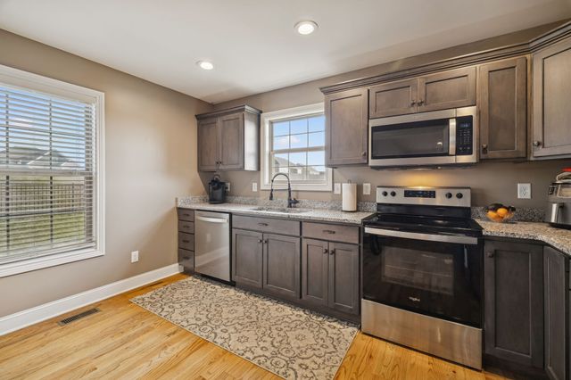 1203 Fredricksburg St, Franklin, KY 42134