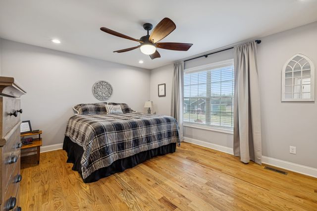 1203 Fredricksburg St, Franklin, KY 42134