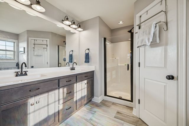 1203 Fredricksburg St, Franklin, KY 42134