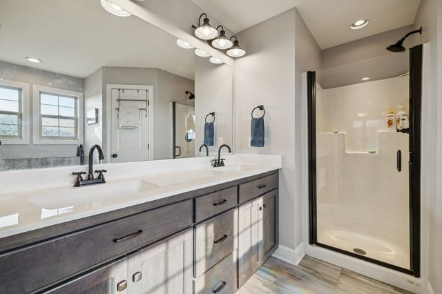 1203 Fredricksburg St, Franklin, KY 42134