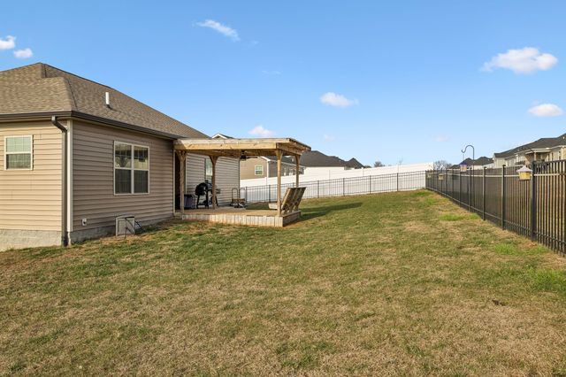 1203 Fredricksburg St, Franklin, KY 42134