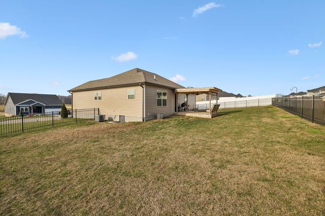 1203 Fredricksburg St, Franklin, KY 42134