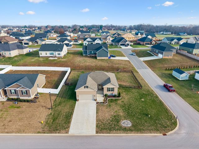 1203 Fredricksburg St, Franklin, KY 42134