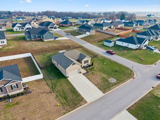 1203 Fredricksburg St, Franklin, KY 42134