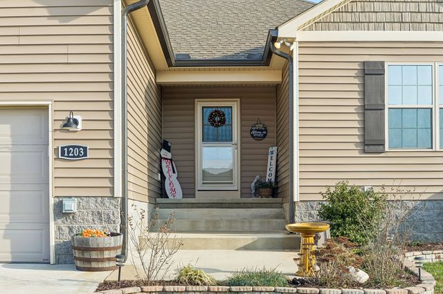 1203 Fredricksburg St, Franklin, KY 42134