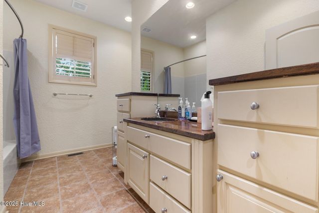 146 Lismore Drive, Winterville, NC 28590