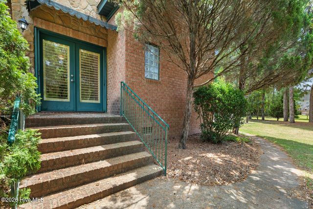 146 Lismore Drive, Winterville, NC 28590