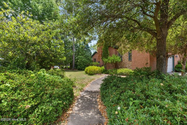 146 Lismore Drive, Winterville, NC 28590