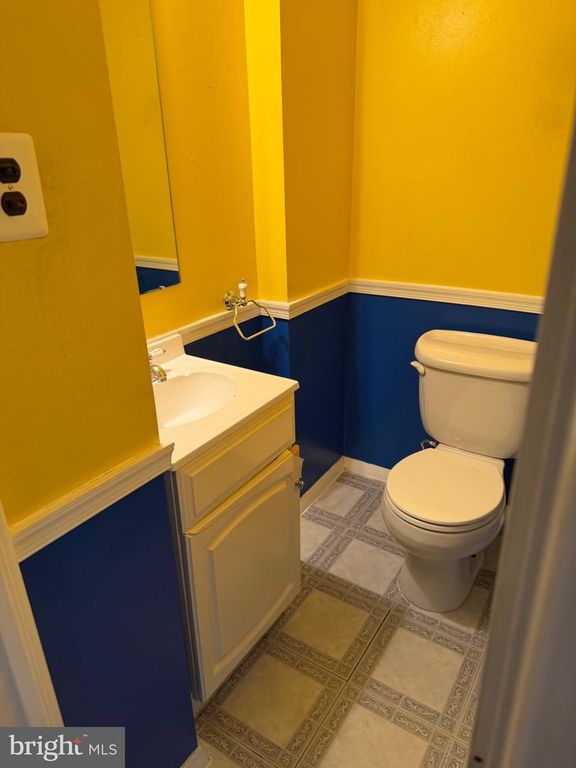 4112 CARTERET DR, Philadelphia, PA 19114 — photo 4